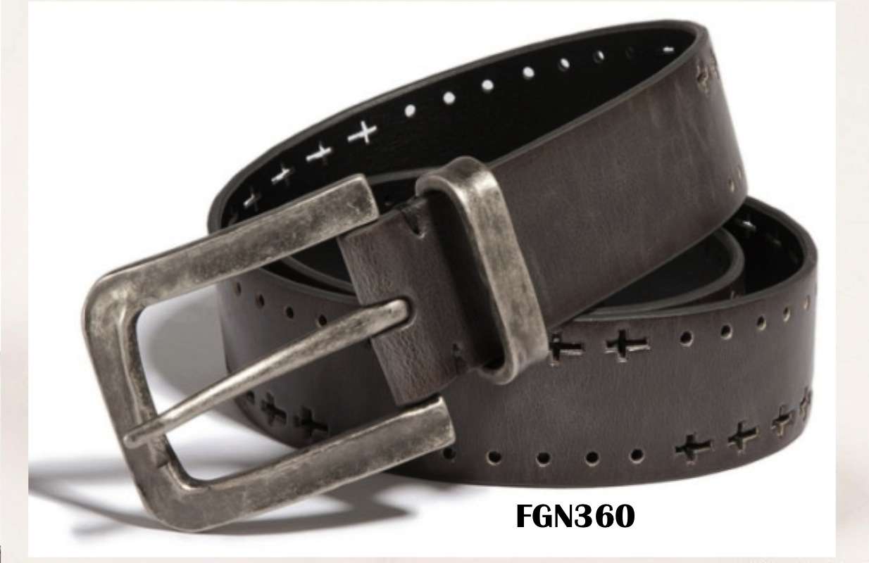 Ceinture élégante en cuir pour homme, idéale pour les tenues formelles et professionnelles.